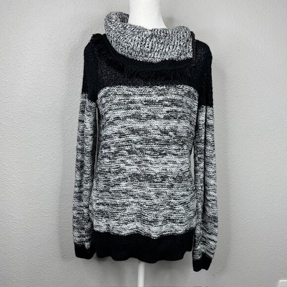 Camayeu Womens Mohair Blend Cowl Neck Fuzzy Knit Sweater Size M - Picture 1 of 16